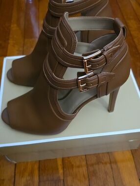 MICHAEL Michael Kors Brown Open-Toe Strappy High Heel Booties